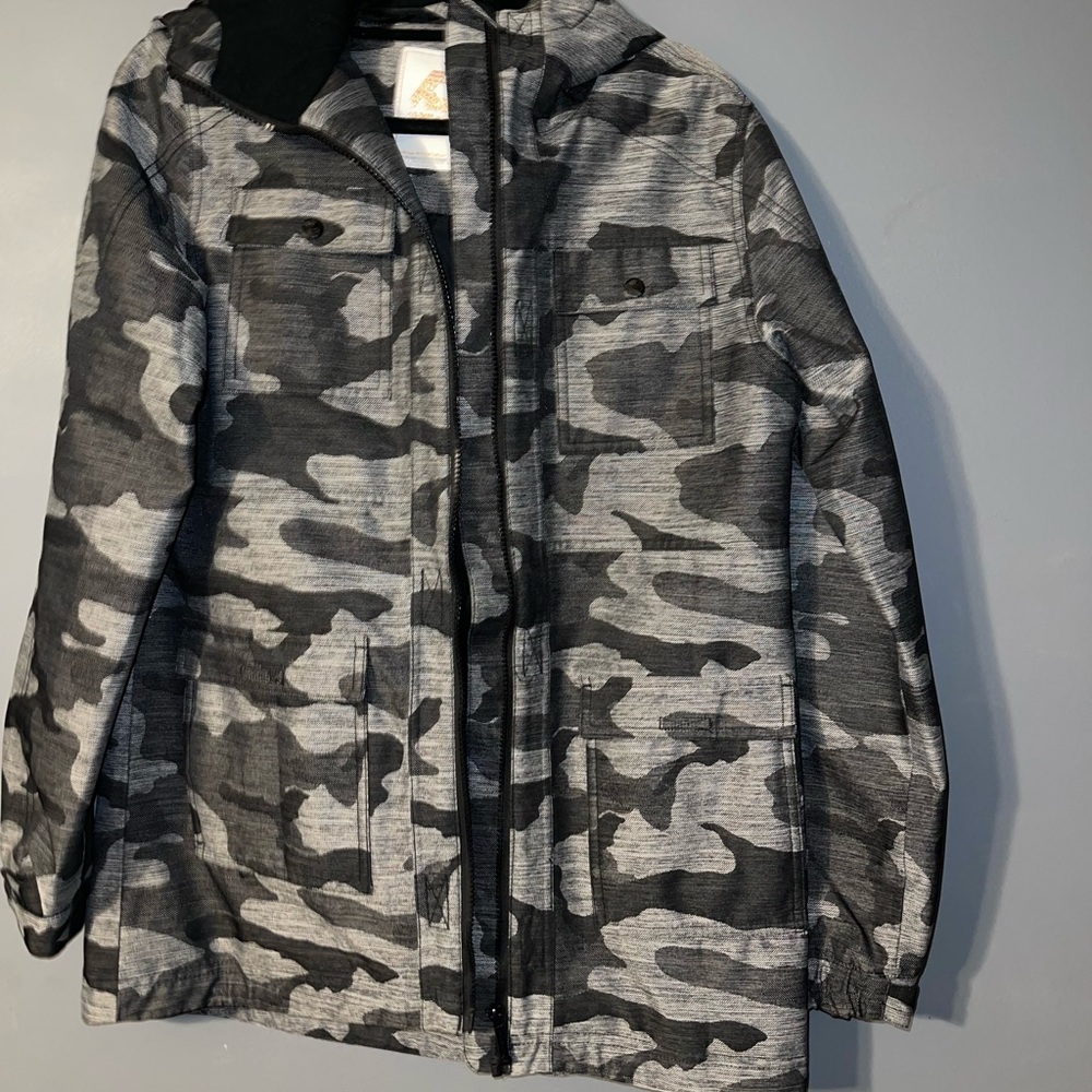 Snowboarding jacket